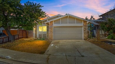 Building Photo - 4815 Greenridge Ct