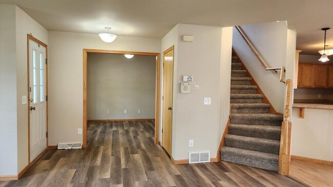 Building Photo - 9412 Briar Haven Dr
