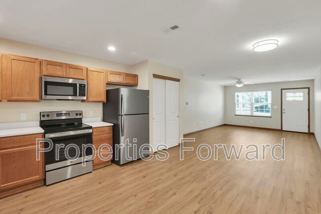 Building Photo - 4303 Dudley Ave
