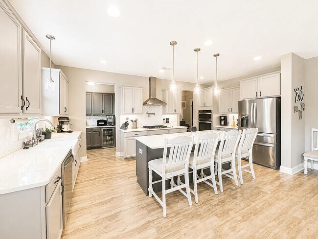 Building Photo - 711 Torridon Ln