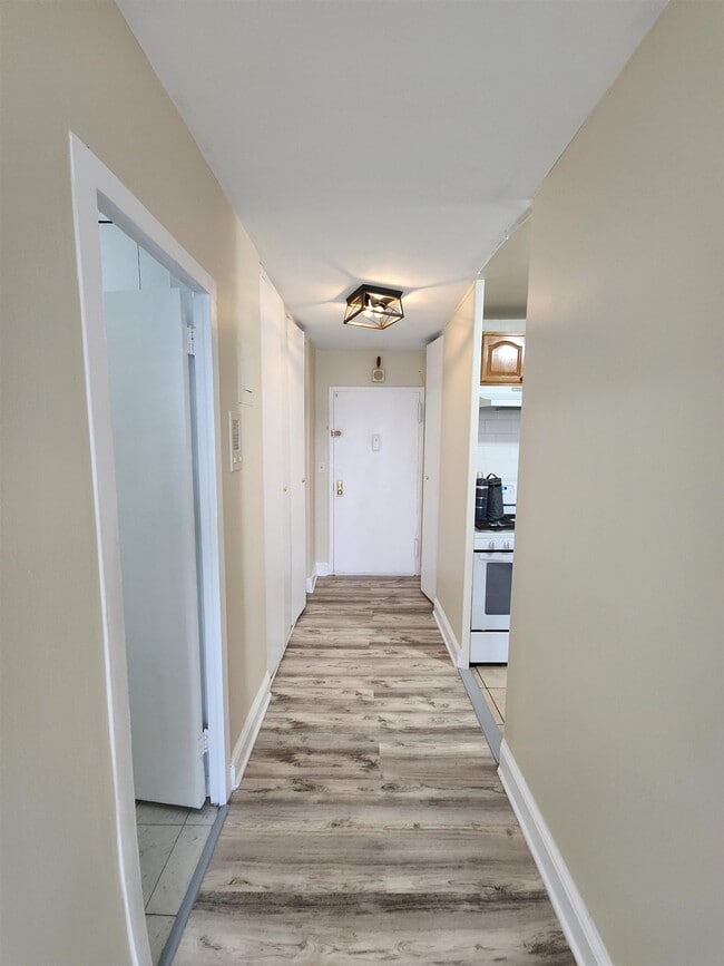 Building Photo - 270 Marin Blvd