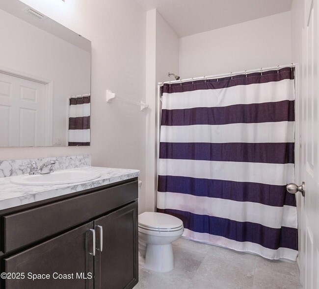 Building Photo - 560 Remington Green Dr SE