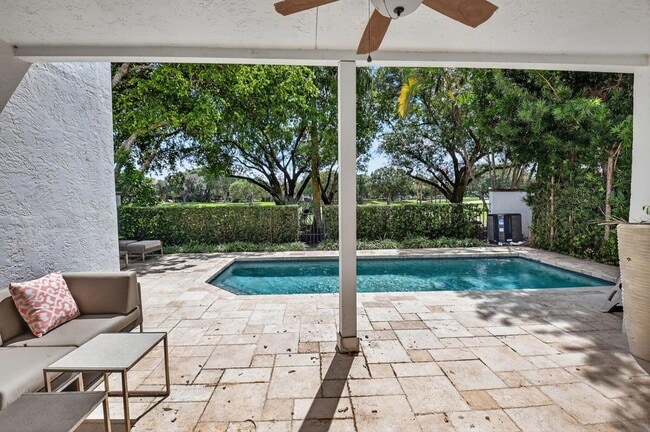 Building Photo - 5850 NW 21st Ave