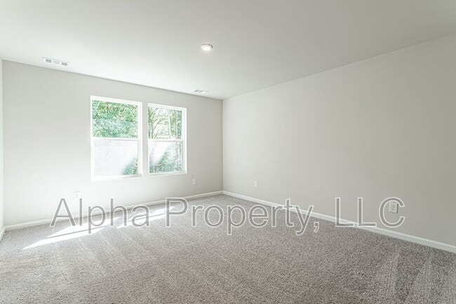 Building Photo - 4107 Garrison Ln