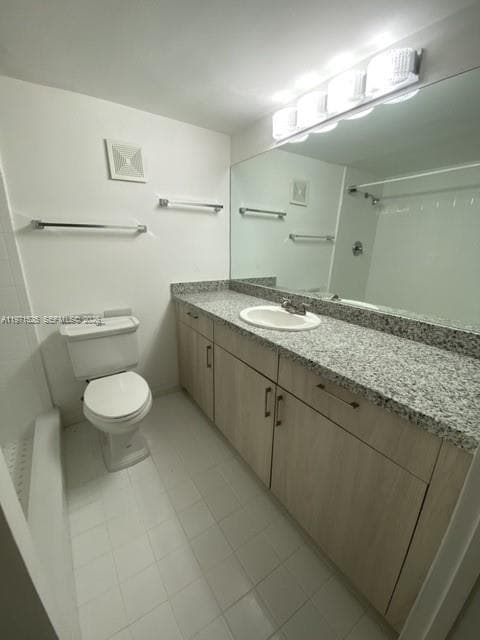 Building Photo - 2539 S Bayshore Dr