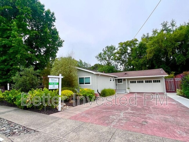 Primary Photo - 5322 Gold Dr