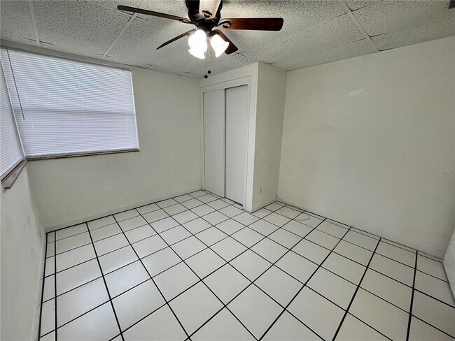 Building Photo - 860 44th Ave N