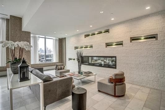 Building Photo - 9 Ave at Port Imperial