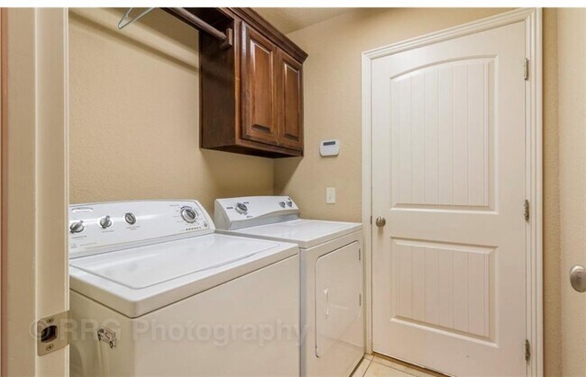 Building Photo - 6082 Cord Ave