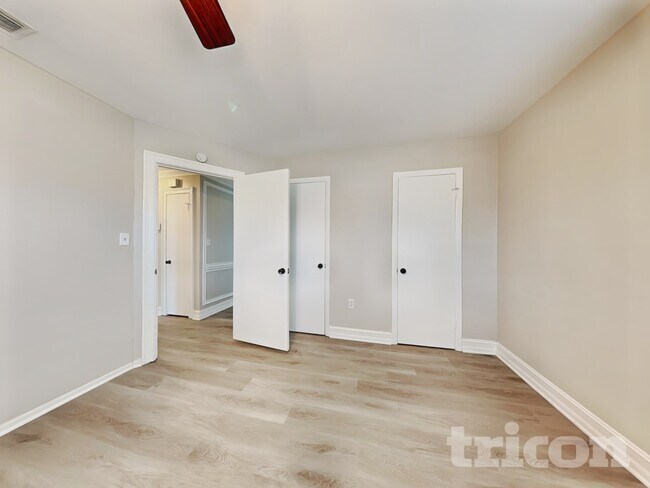 Building Photo - 331 Mendez Dr