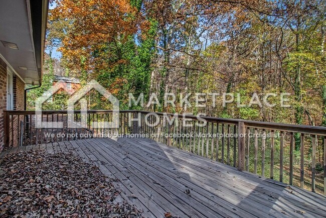 Building Photo - 3985 Cliftondale Pl