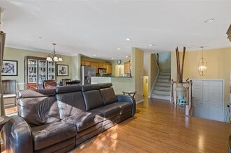 Building Photo - 8 Maritime Way
