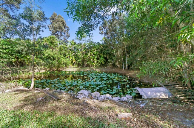 Building Photo - 13751 59th Ct N