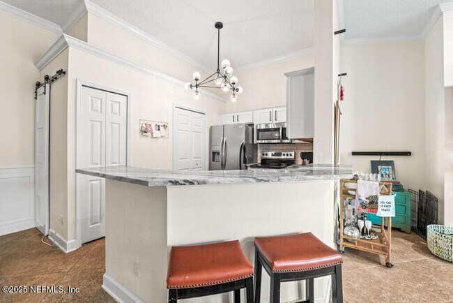 Building Photo - 75 Jardin De Mer Pl