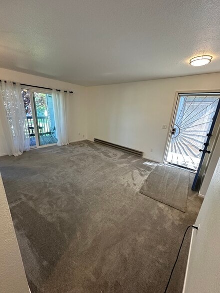 Building Photo - 357 Lighthouse Dr