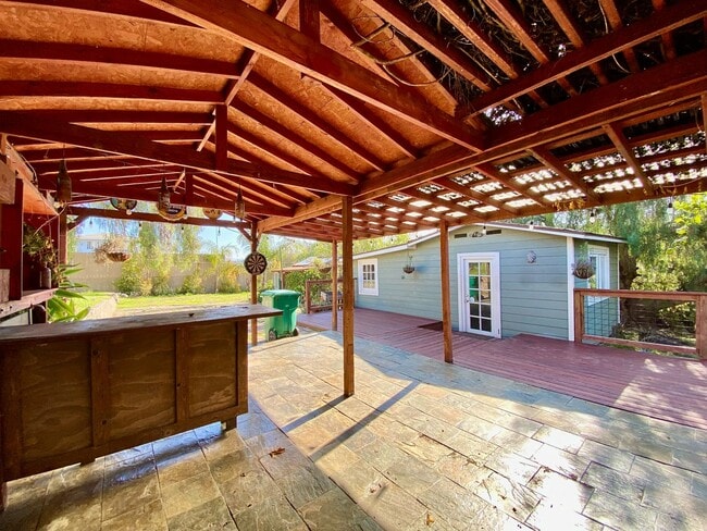 Building Photo - 657 63rd St