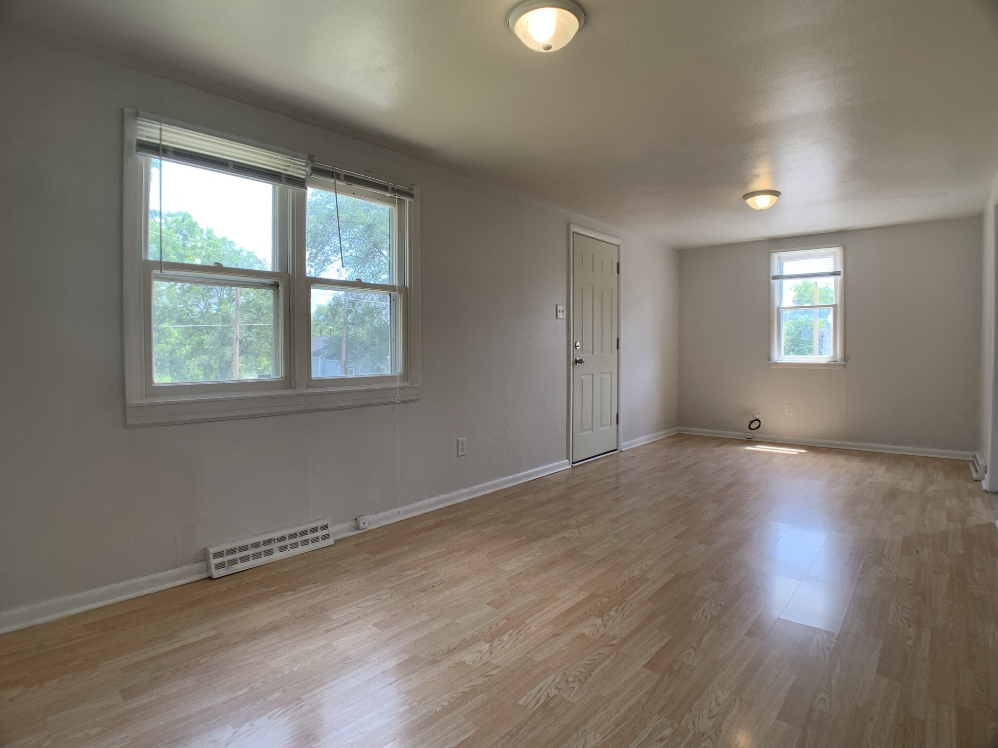 Building Photo - 4754 NE 27th Ct