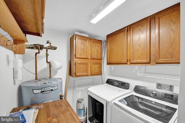 Building Photo - 13257 Wonderland Way