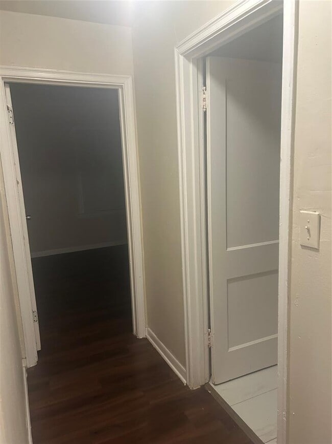 Building Photo - 914 Gene Johnson St