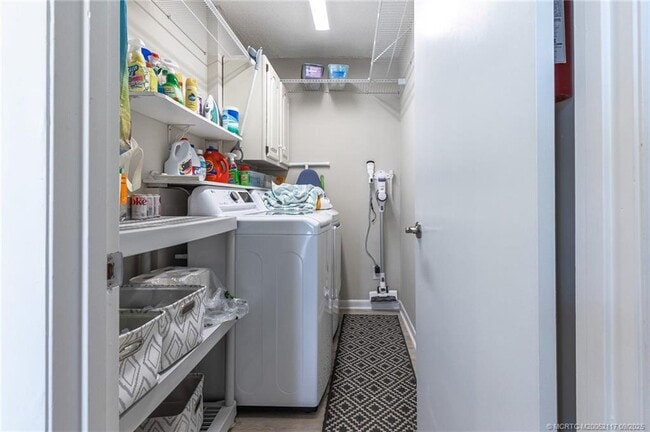 Building Photo - 5596 NE Gulfstream Way