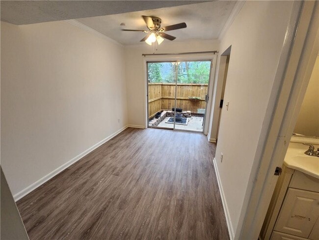 Building Photo - 120 Biscayne Dr NW