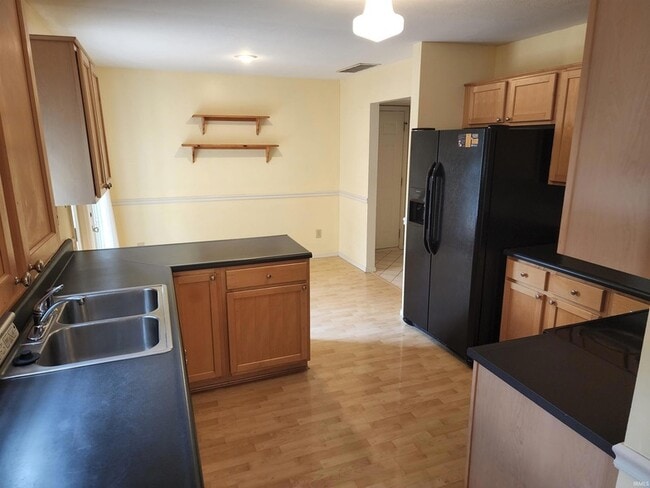 Building Photo - 3819 Claybridge Dr