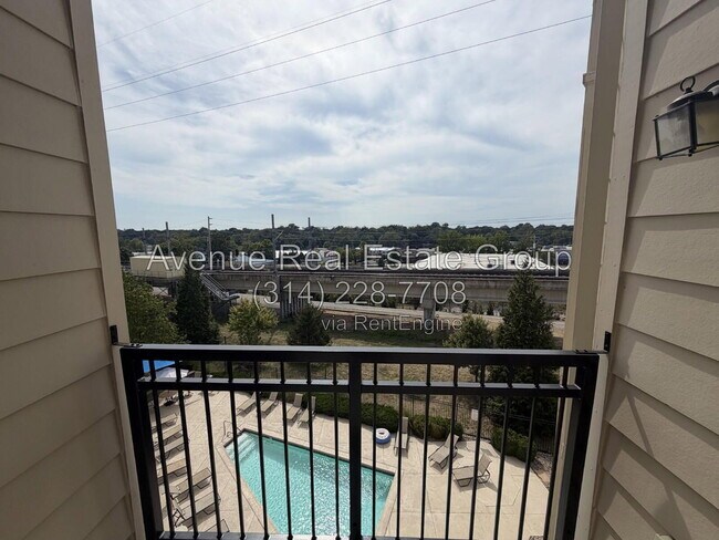 Building Photo - 1270 Strassner Dr