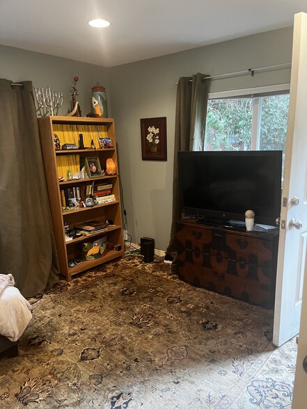 Living Room - 14119 Erwin St