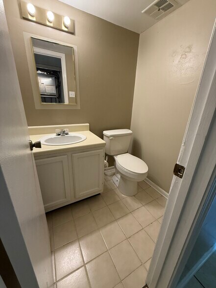 1/2 bath on ground floor - 6701 Dickens Ferry Rd