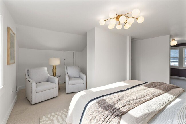 Building Photo - 4Bd/2Ba Seattle House