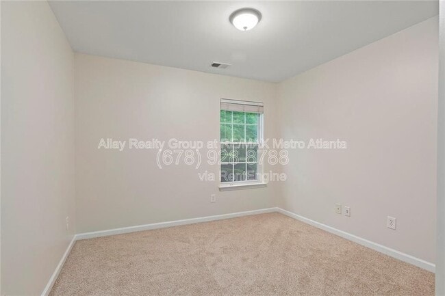 Building Photo - 3300 Suttles Dr SW