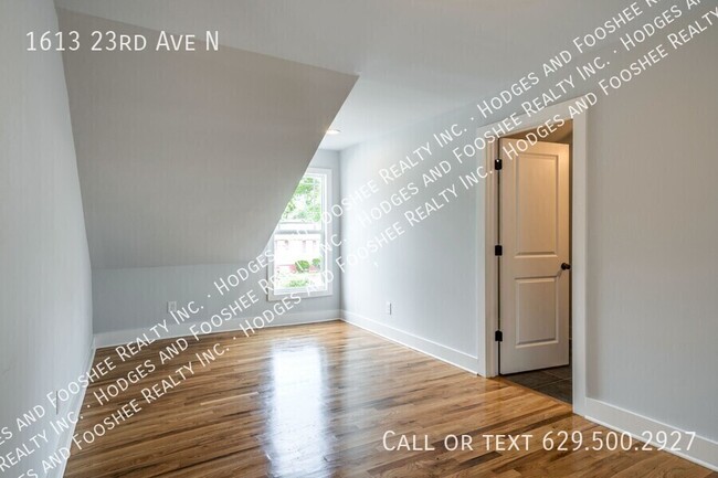 Building Photo - 1613 23rd Ave N