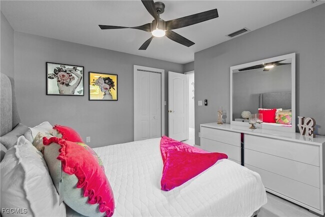 Building Photo - 2106 SW 47th Terrace