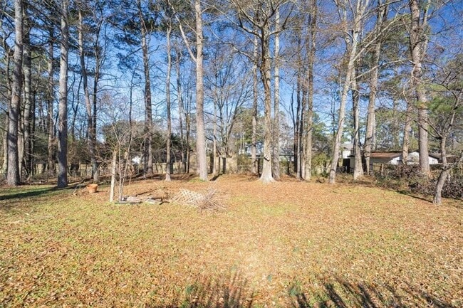 Building Photo - 1220 Ridge Rd