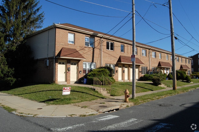 Primary Photo - 6300 - 6312 Tulip St