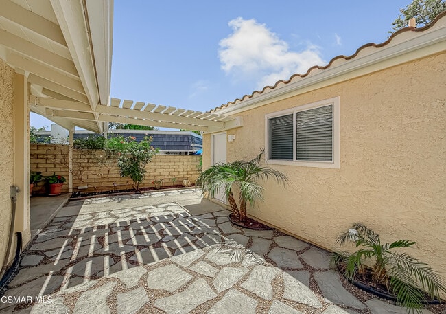 Building Photo - 2829 Shoreview Cir