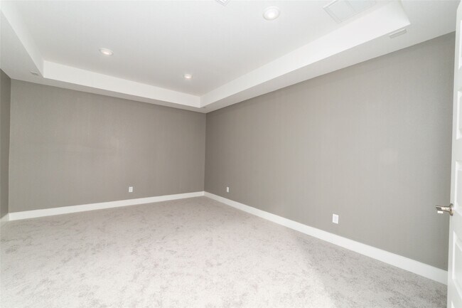 Building Photo - 32018 Crested Knl Ct