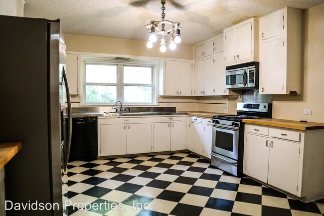 Building Photo - 4 br, 4 bath House - 730 Corona