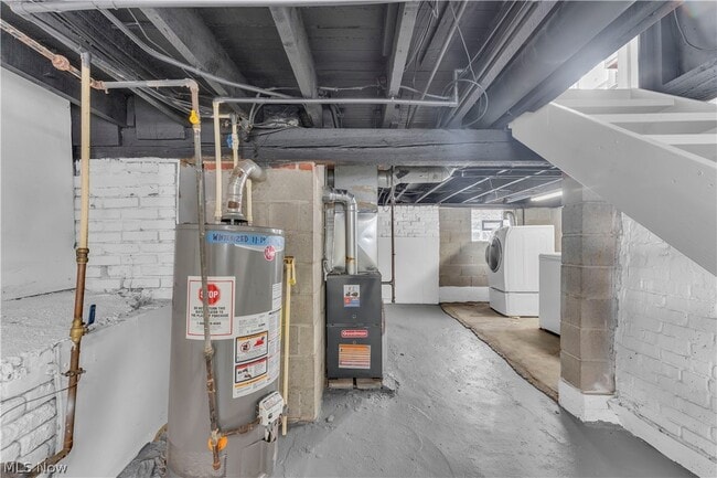 Building Photo - 1528 Newman Ave