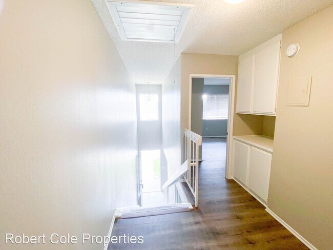 Building Photo - 2 br, 1.5 bath House - 1186 Mohave Drive