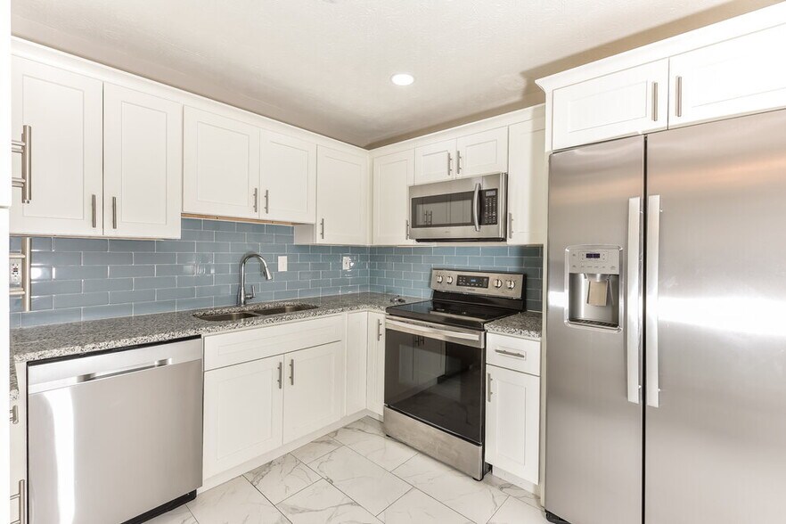 Building Photo - 2145 Atkinson Ln