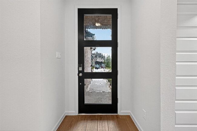 Building Photo - 5019 Bowen Pr Dr