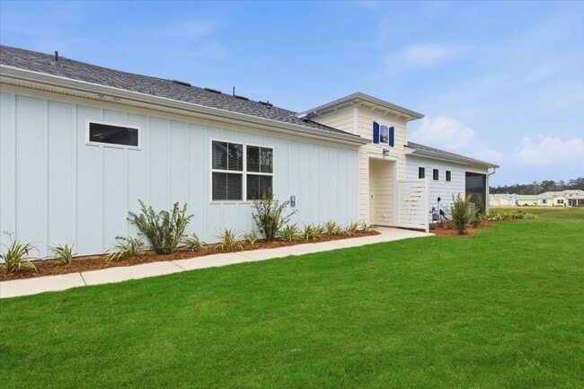 Building Photo - 119 Blue Starfish Ln