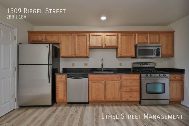 Building Photo - 1509 Riegel St