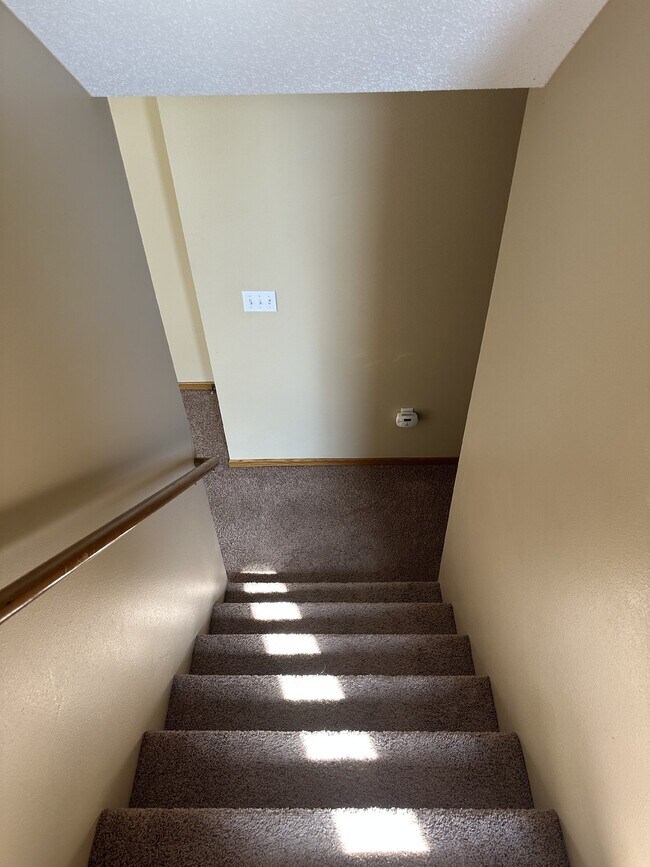 Building Photo - 3502 28th St SW