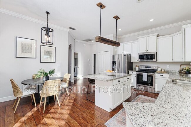 Building Photo - 1455 Silver Leaf Dr