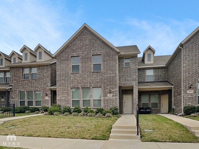 Building Photo - 426 Milverton Dr