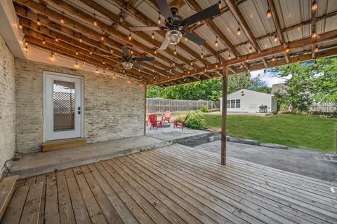 Building Photo - 1607 Riverside Dr