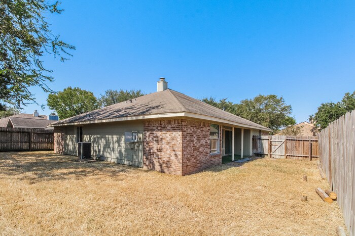 Building Photo - 22623 Blair Manor Ln