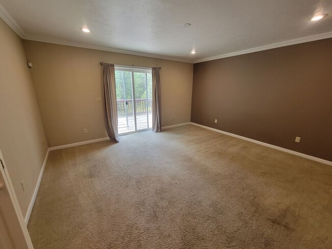 Building Photo - 3 Bedroom, 2 Bathroom single story home by Newport, WA